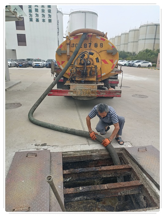 米林隔油池清掏